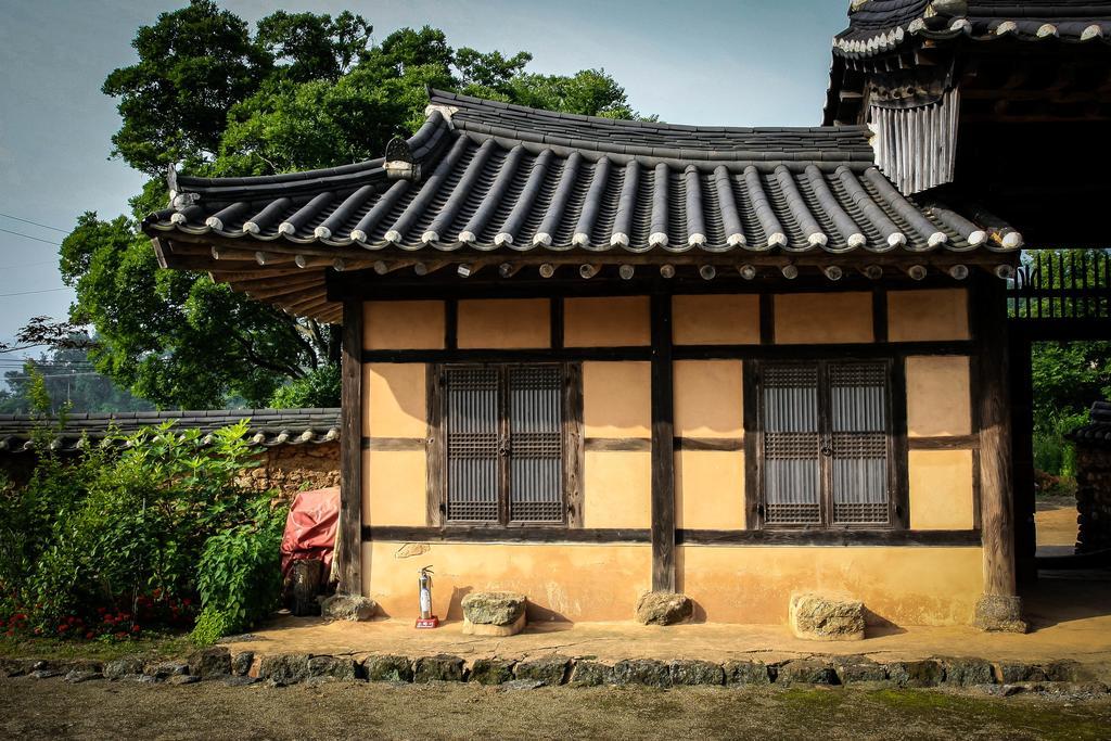 Jinrae Lee'S Traditional House Boseong Exterior foto
